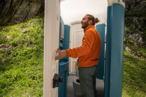 Porta potty delivery and setup in Rose Hill, NC